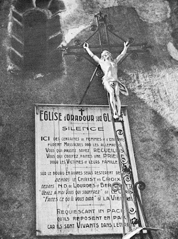 LE MUR INTERIEUR DE L'EGLISE D'ORADOUR SUR GLANE!